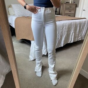 Zara white high-waisted jeans
